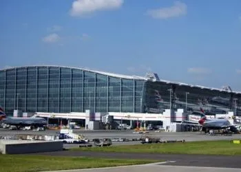 Heathrow Airport taxi cab minicabs near me