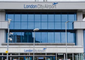 London City Airport taxi cab minicabs transfer near me | London Taxi | Cheap Fare Taxis Airport Transfers Cab Near Me