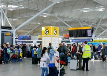 Stansted Airport taxis cab minicab transfer near me | London Taxi | Cheap Fare Taxis Airport Transfers Cab Near Me